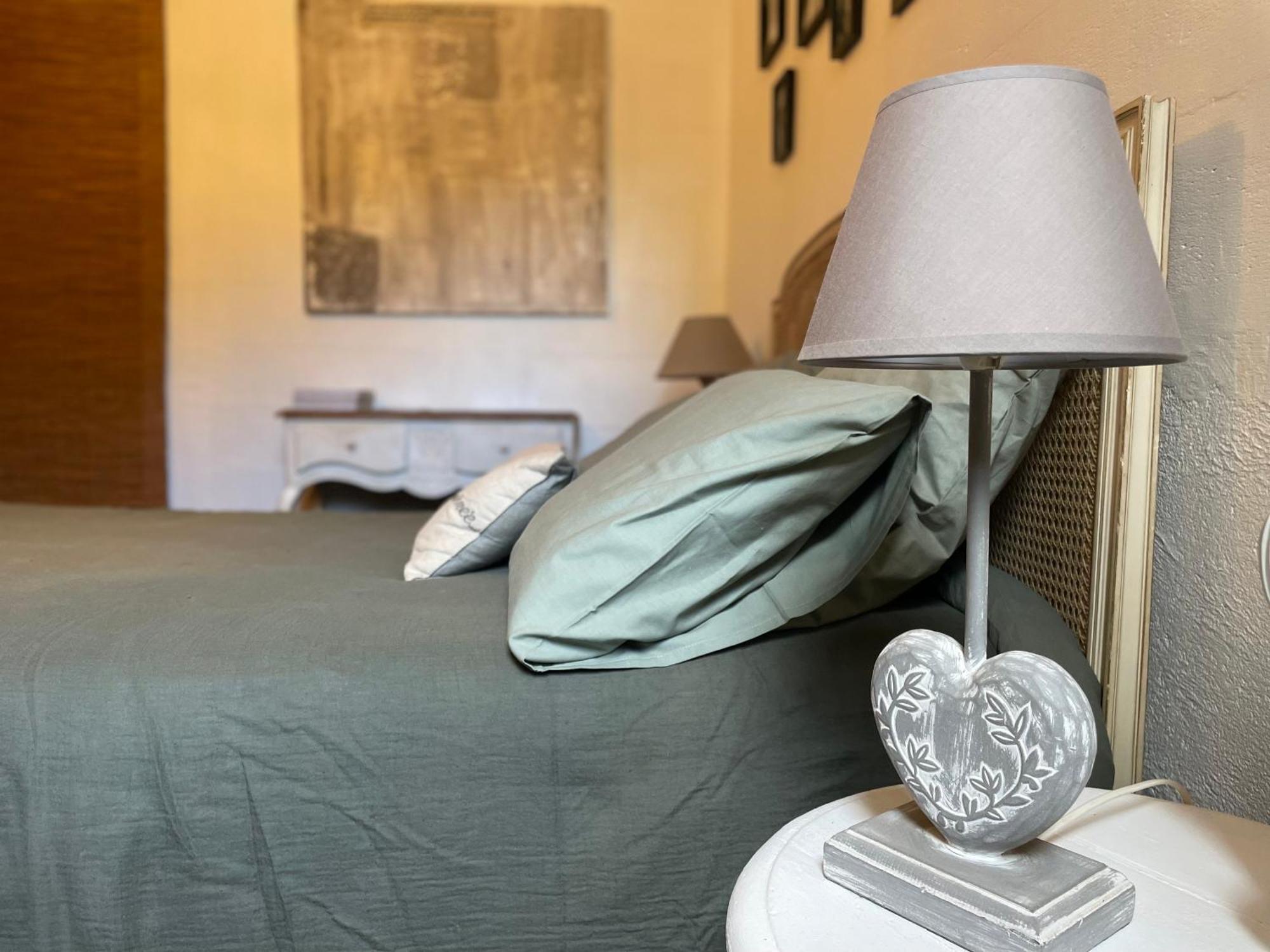 Chambre Familiale Avec Terrasse Aux Portes Du Verdon Apartment Trigance Ngoại thất bức ảnh